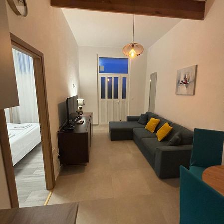 Apartment Kairos Трогір Екстер'єр фото